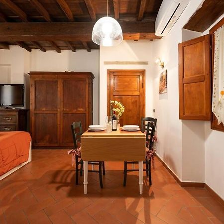 Keys Of Italy - Corsob 9 - Florentine Studio Close To Palazzo Vecchio Florence Ngoại thất bức ảnh